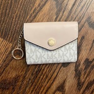 MICHAEL Michael Kors Keychain Clip Card Wallet (Blush Pink)